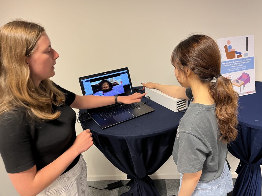 Thermal and vibrotactile feedback demo  by Simone Ooms (TU Eindhoven/CWI)